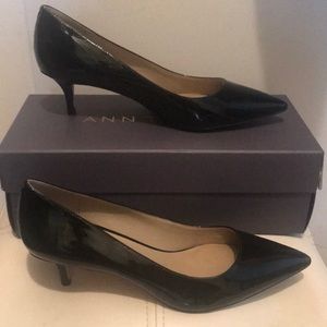 Ann Taylor kitten heels